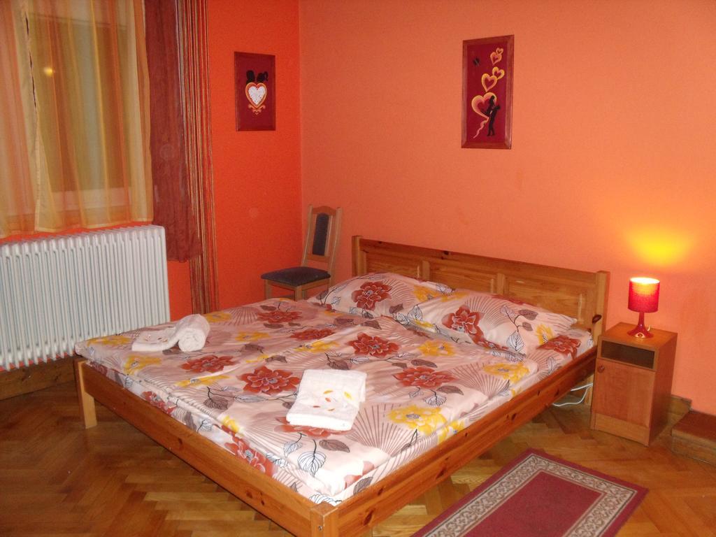 Viola Vendeghaz Apartment Kehidakustány Exterior photo